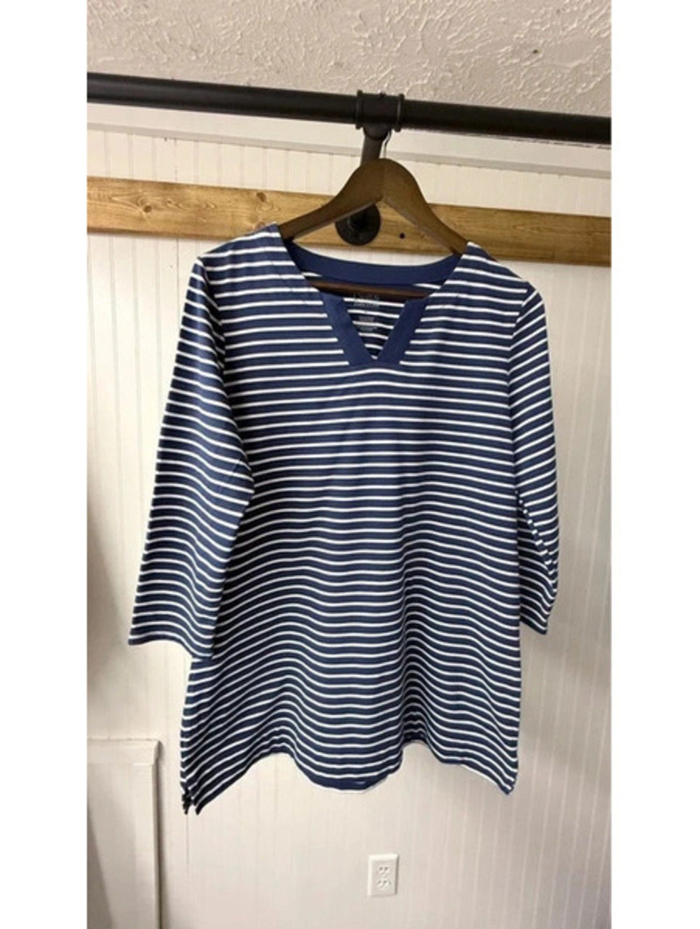 navy blue white horizontally striped tunic Croft & Barrow resort vacation medium